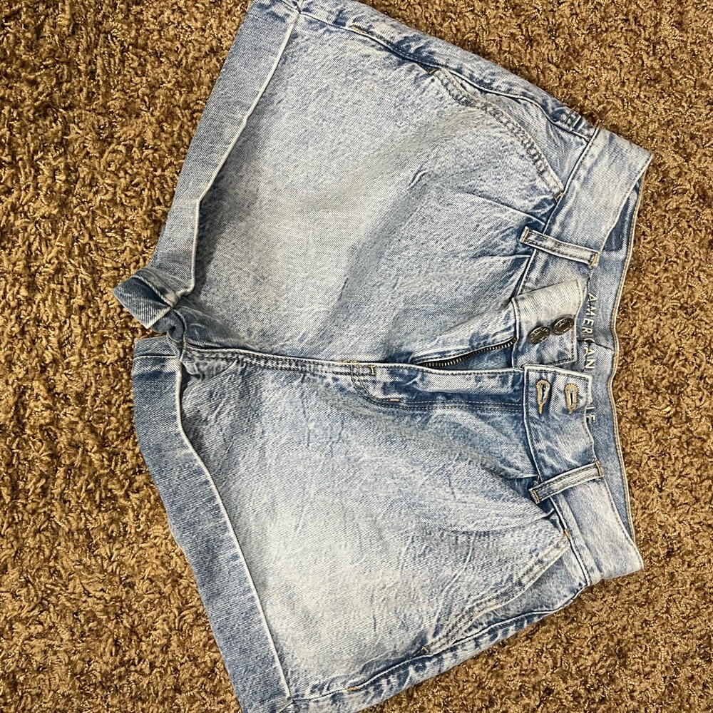 American eagle shorts size 2